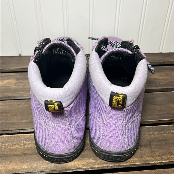 Dr. Martens Maegley purple High-Top Ankle Boots with Black Soles - Picture 4 of 12